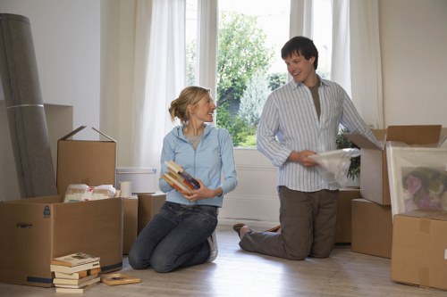 Local Luton moving truck for residential and business relocations